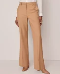 the-flare-trouser-mdash-curvy-RQvsfVyZ-0.webp