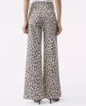 the-wide-leg-jean-in-animal-pr-mlvtAWrK-0.webp